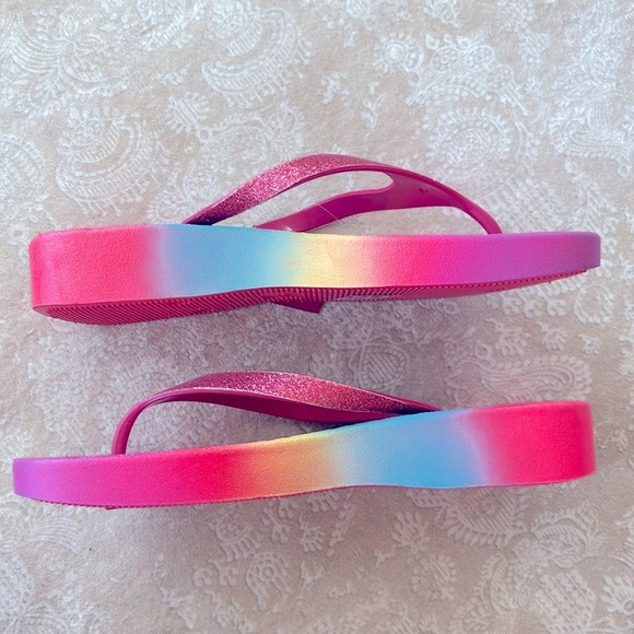 Brand New So Pink Glitter Thong Sandals Platform Flip Flop Ombre Sparkly Rainbow - Picture 11 of 16